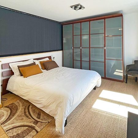 Le Jardin De Celina Bed & Breakfast Valensole Exterior foto