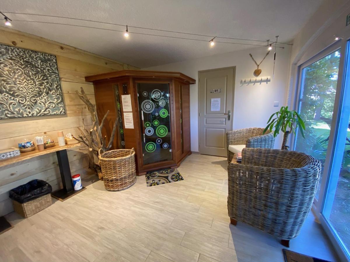 Le Jardin De Celina Bed & Breakfast Valensole Exterior foto