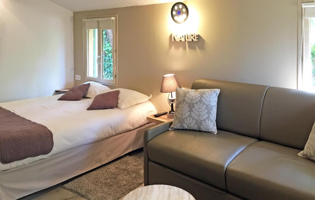 Le Jardin De Celina Bed & Breakfast Valensole Exterior foto