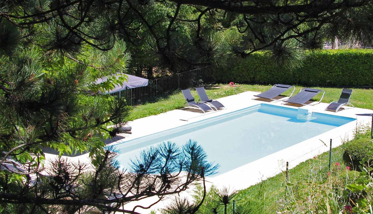 Le Jardin De Celina Bed & Breakfast Valensole Exterior foto