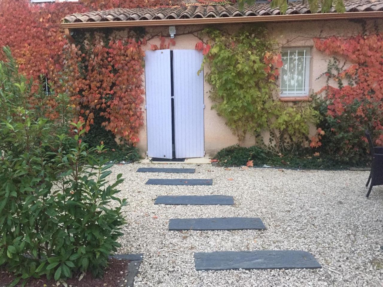 Le Jardin De Celina Bed & Breakfast Valensole Exterior foto